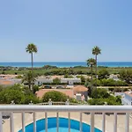 Belvedere 76 Holiday home *